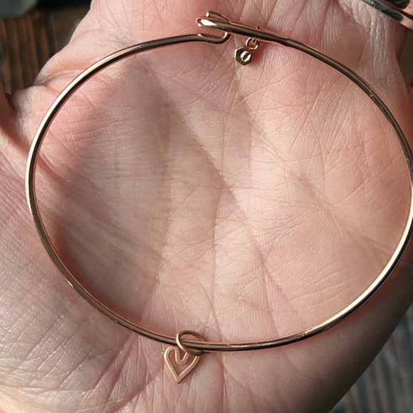 ORIGAMI OWL • rose gold teardrop bangle bracelet heart tag jewelry classy subtle - Picture 6 of 15
